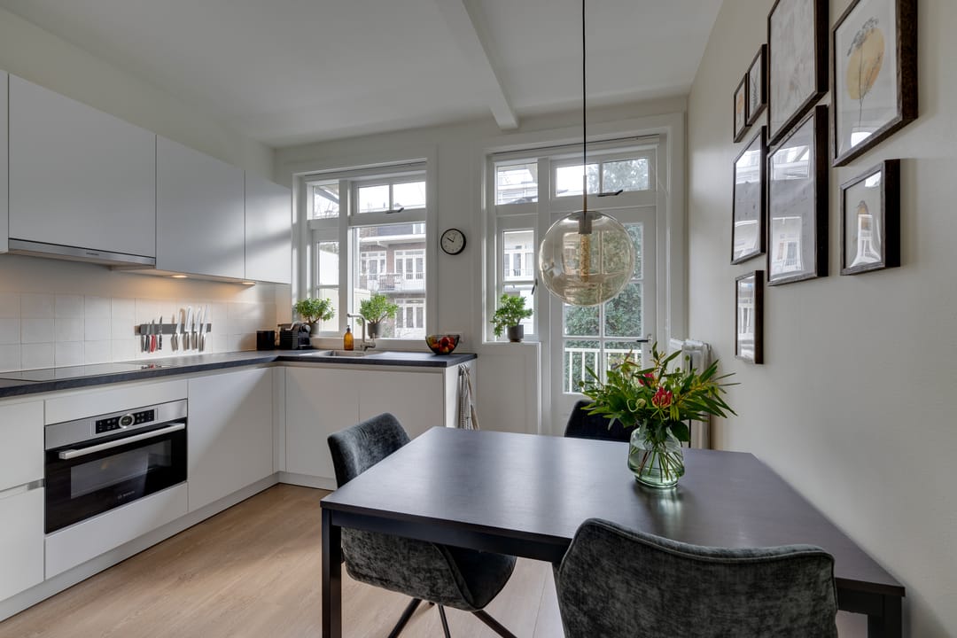 Photo 2 of Kinderdijkstraat 83-1