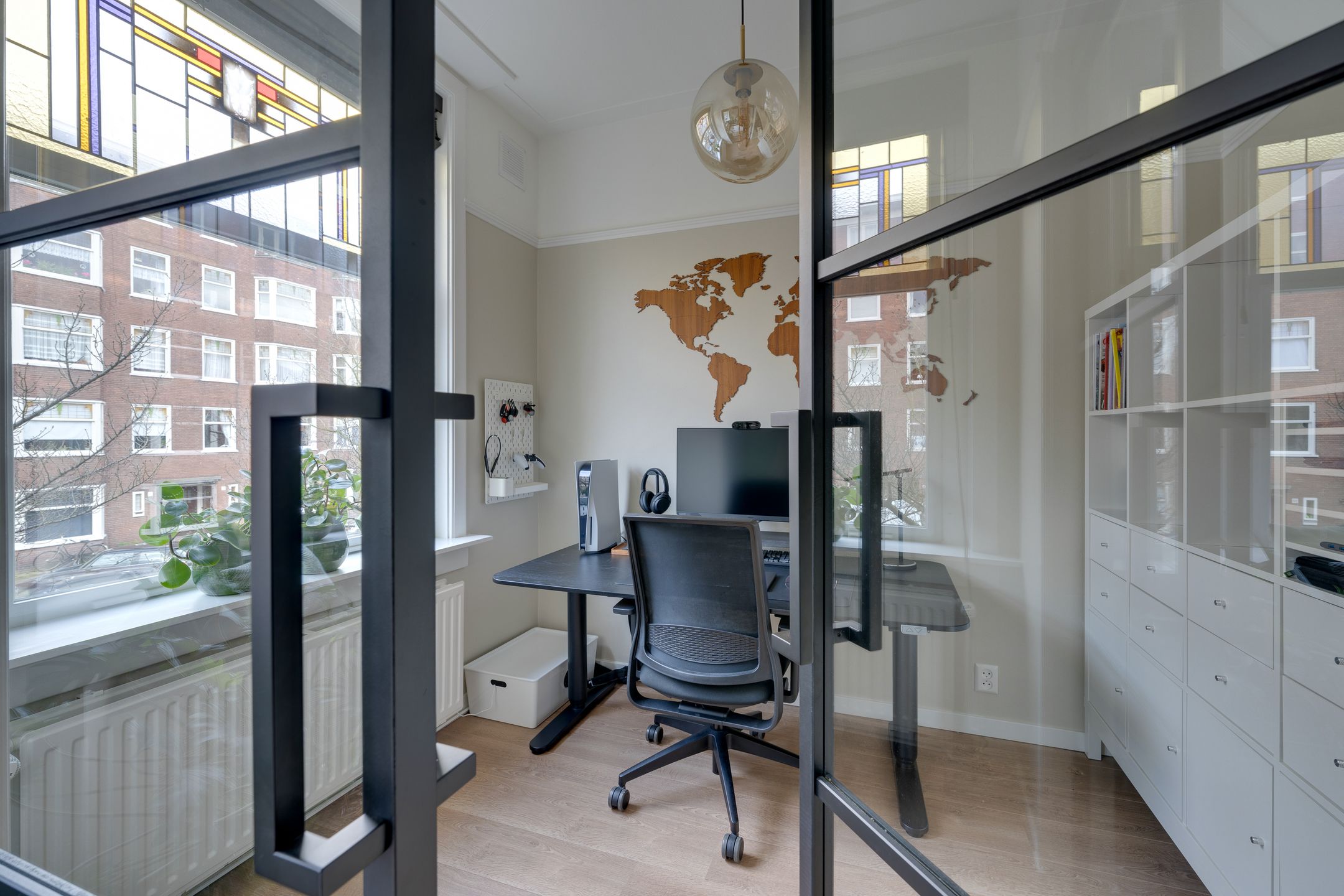 Photo 15 of Kinderdijkstraat 83-1