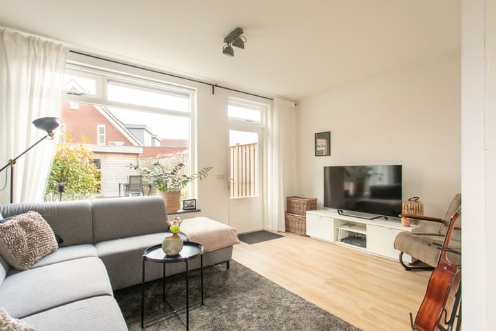 Foto 3 van Pompstraat 1