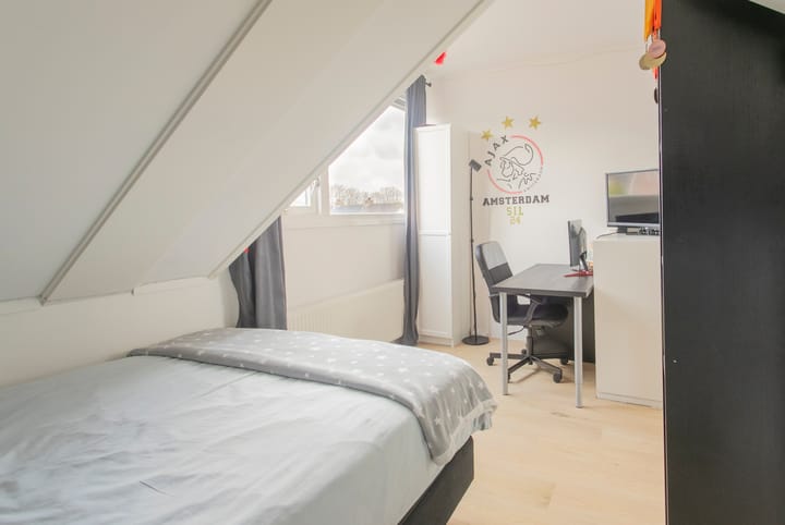 Foto 18 van Pompstraat 1