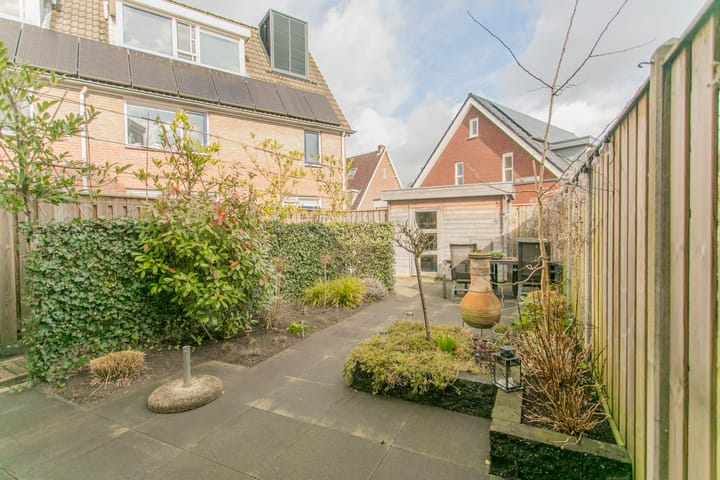 Foto 19 van Pompstraat 1