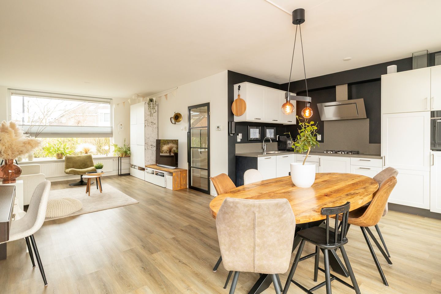 Foto 5 van Zonnekant 19