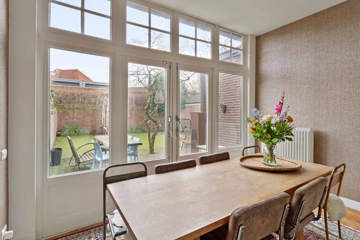 Photo 4 of Kortenaerstraat 10