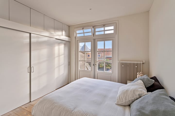 Photo 17 of Kortenaerstraat 10