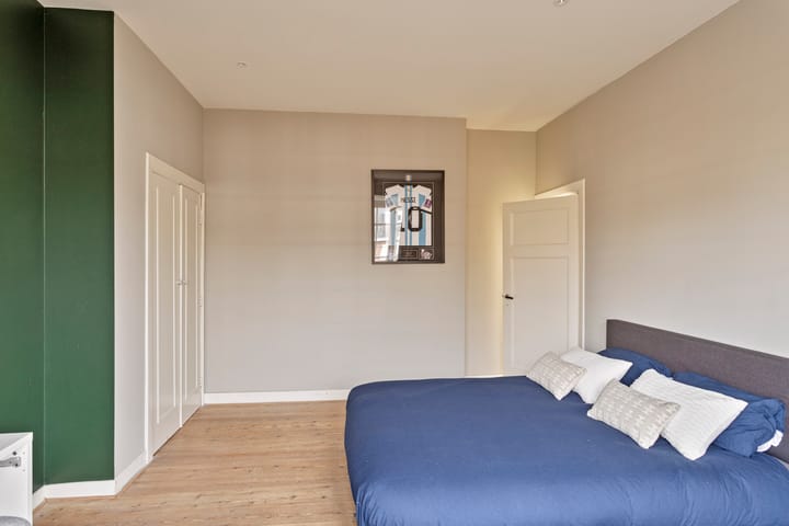 Photo 21 of Kortenaerstraat 10