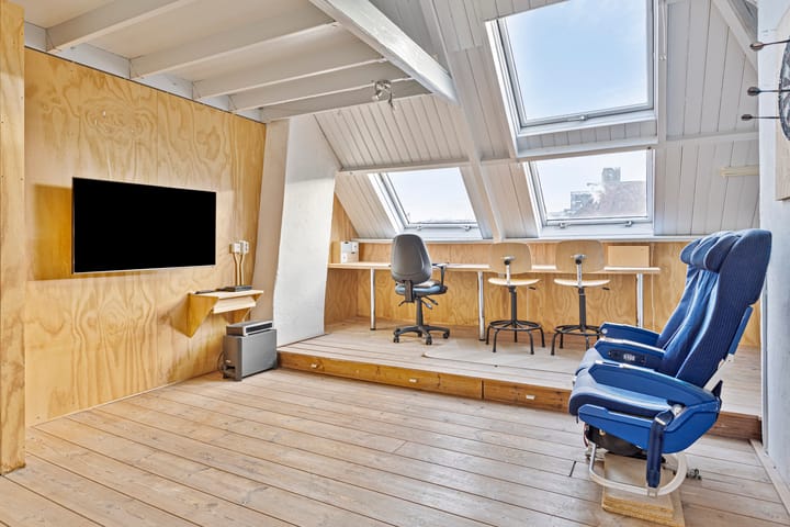 Photo 26 of Kortenaerstraat 10