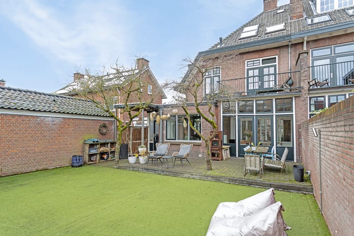 Photo 32 of Kortenaerstraat 10