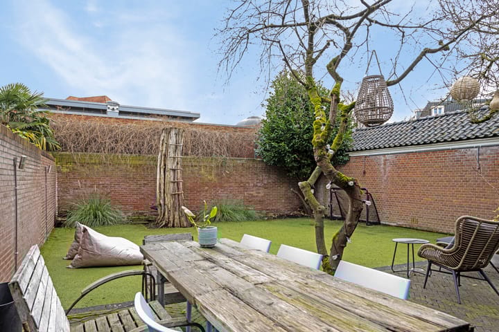 Photo 35 of Kortenaerstraat 10