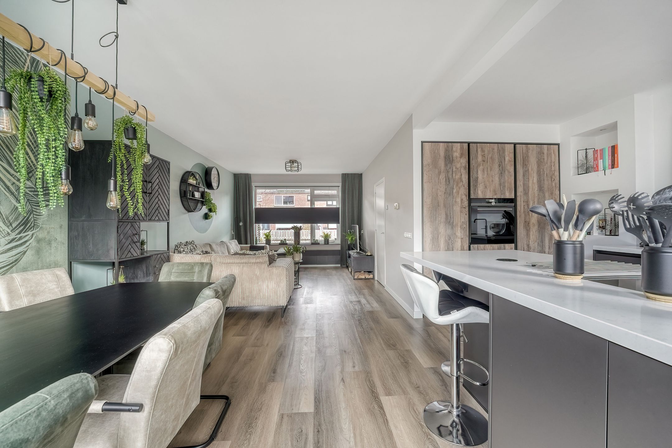 Foto 9 van de Genestetstraat 31