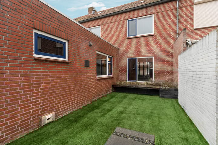 Foto 38 van Beatrixstraat 44