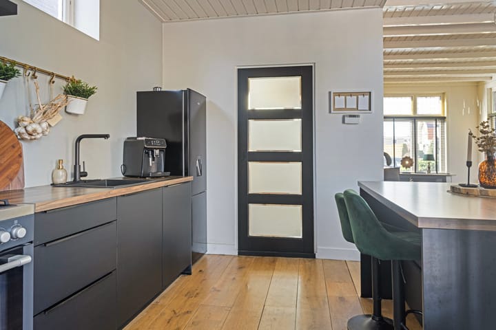 Foto 16 van Bornsestraat 148