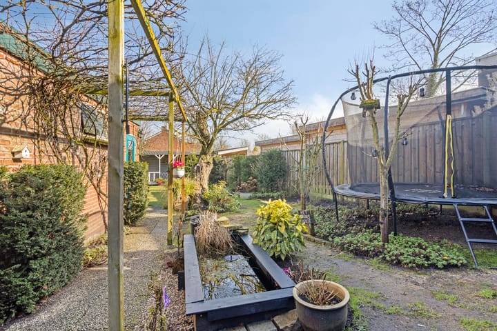 Foto 34 van Bornsestraat 148