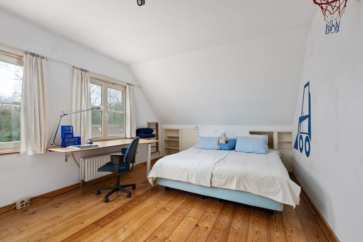 Photo 28 of Veerweg 8