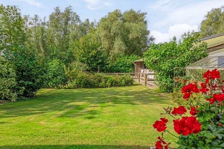 Photo 67 of Veerweg 8