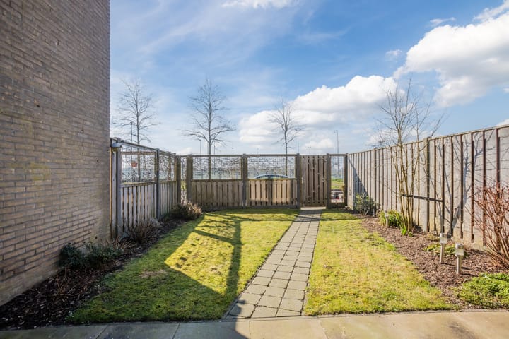 Foto 27 van Klaas Sminklaan 10