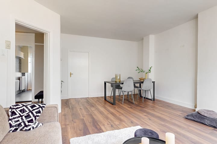 Foto 4 van Maasstraat 42-1