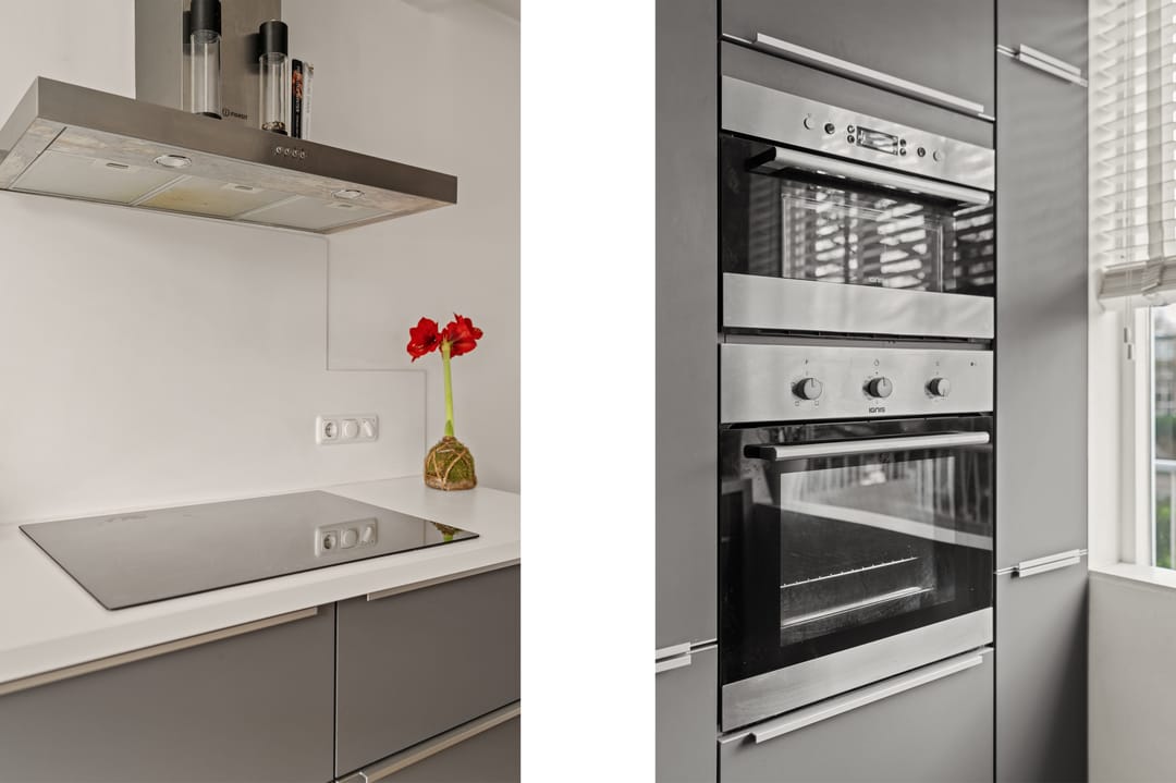 Photo 7 of Coornhertstraat 205-D