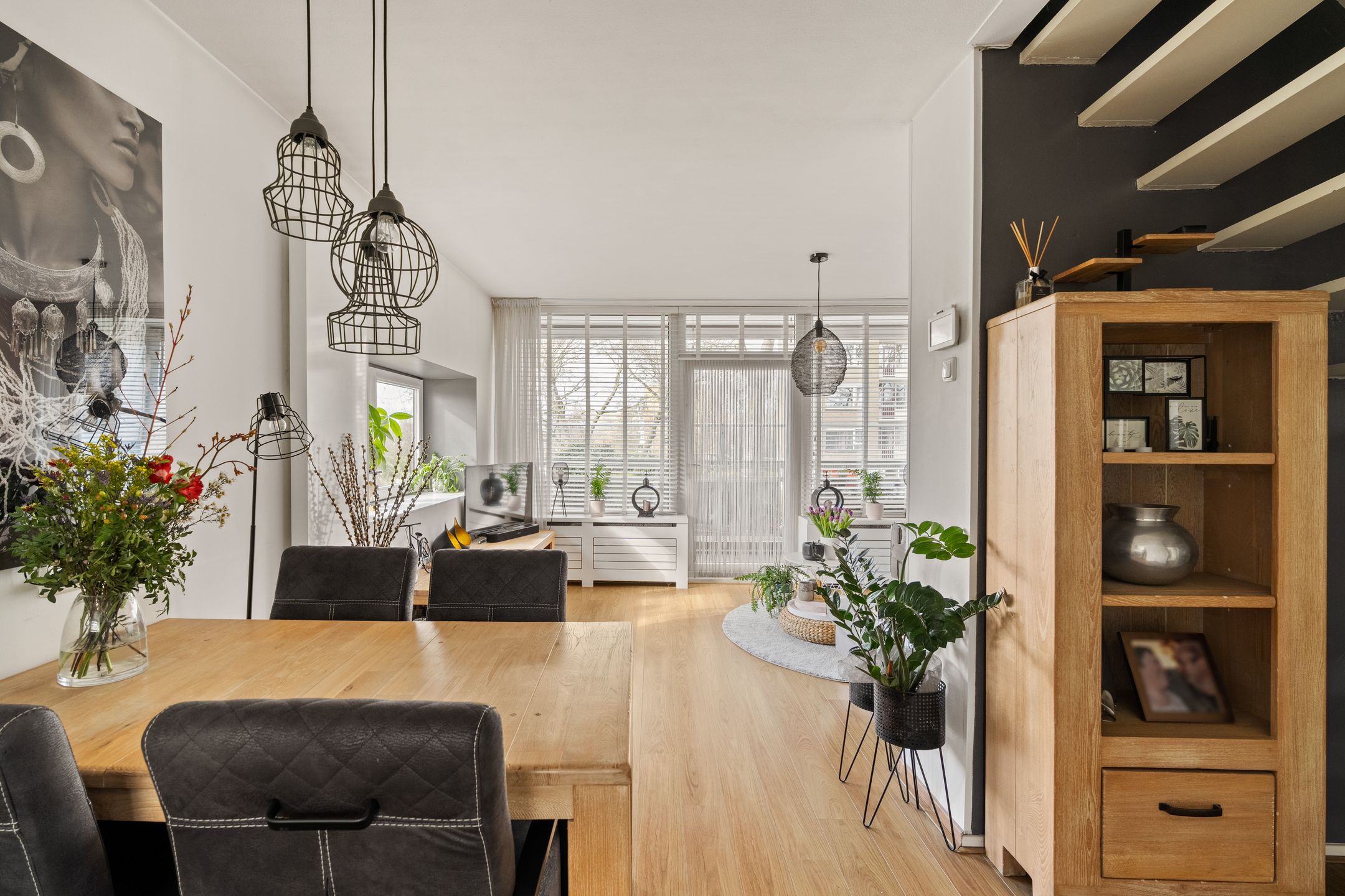 Photo 9 of Coornhertstraat 205-D