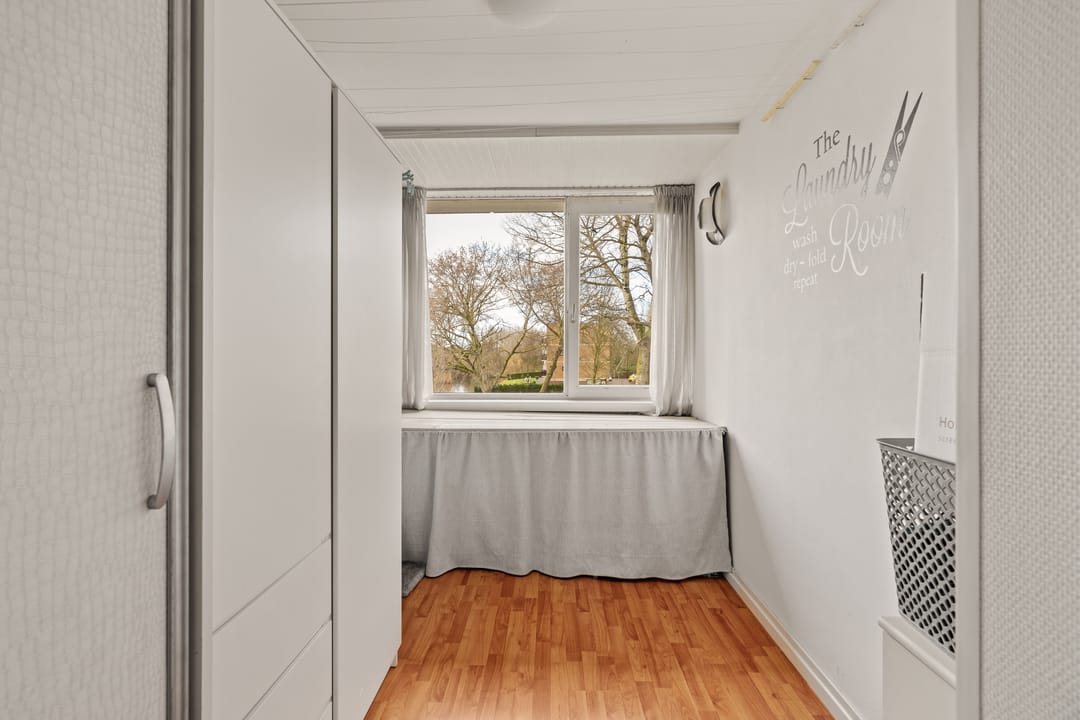 Photo 17 of Coornhertstraat 205-D