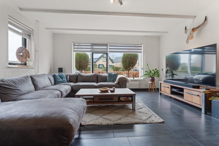 Photo 11 of Kerkweg 7