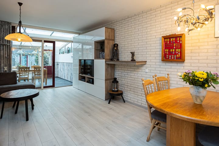 Foto 7 van van de Veldeweg 29