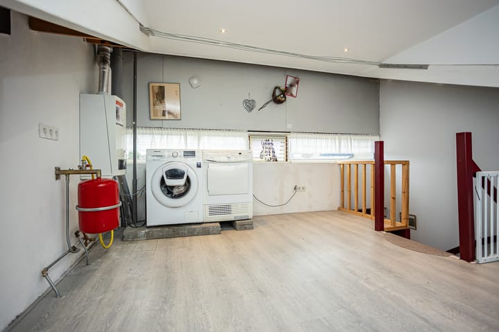 Foto 31 van van de Veldeweg 29