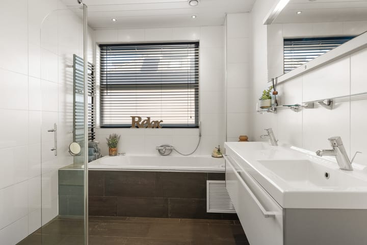 Foto 33 van Funke Küpperplantsoen 5