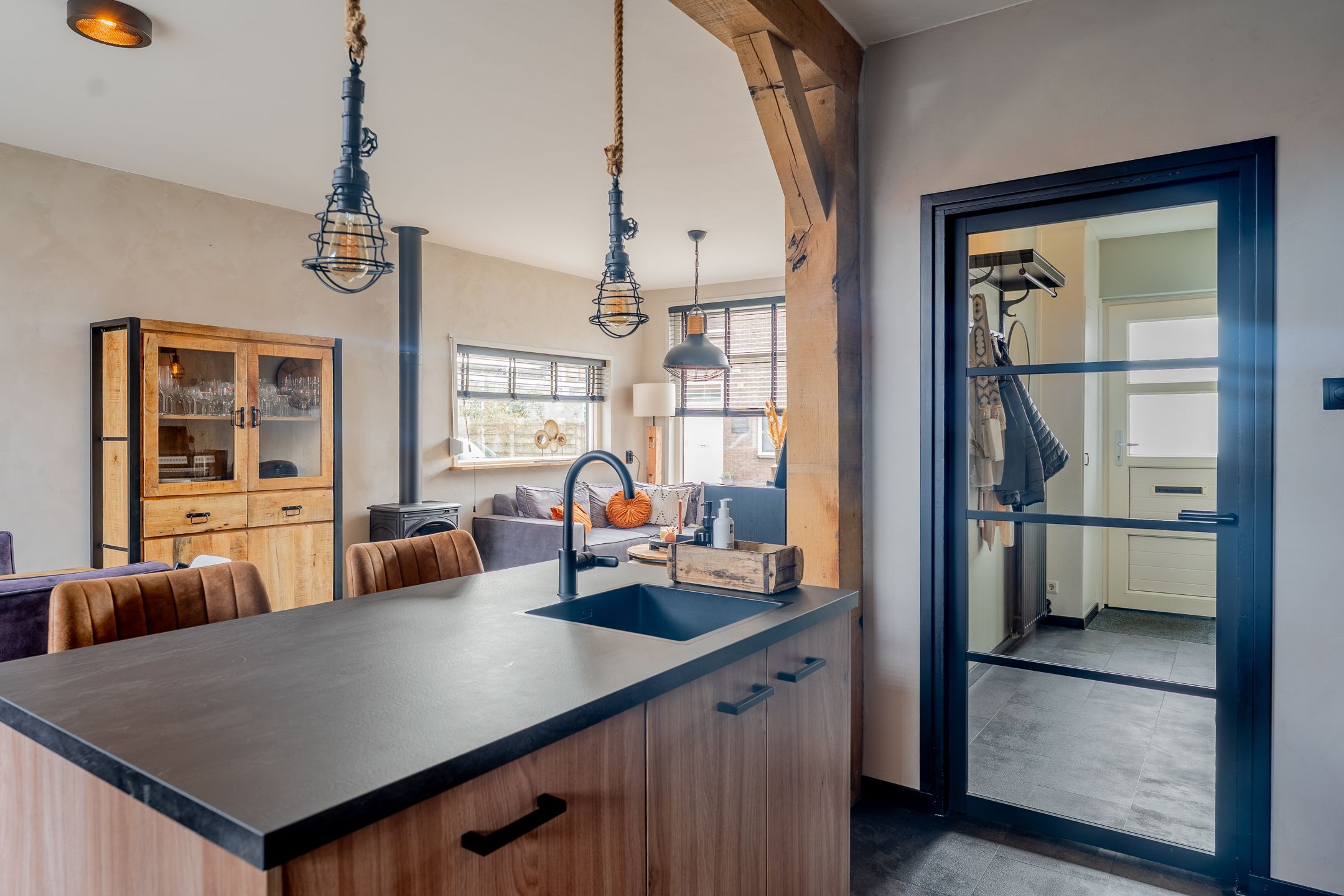 Foto 12 van Nijverheidstraat 4