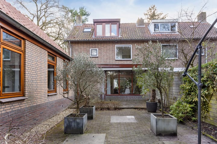 Photo 41 of Balistraat 32