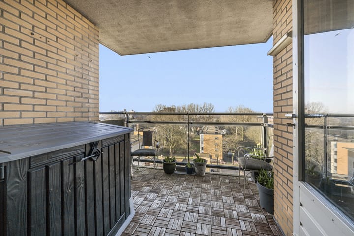 Foto 4 van Van Limburg Stirumstraat 165