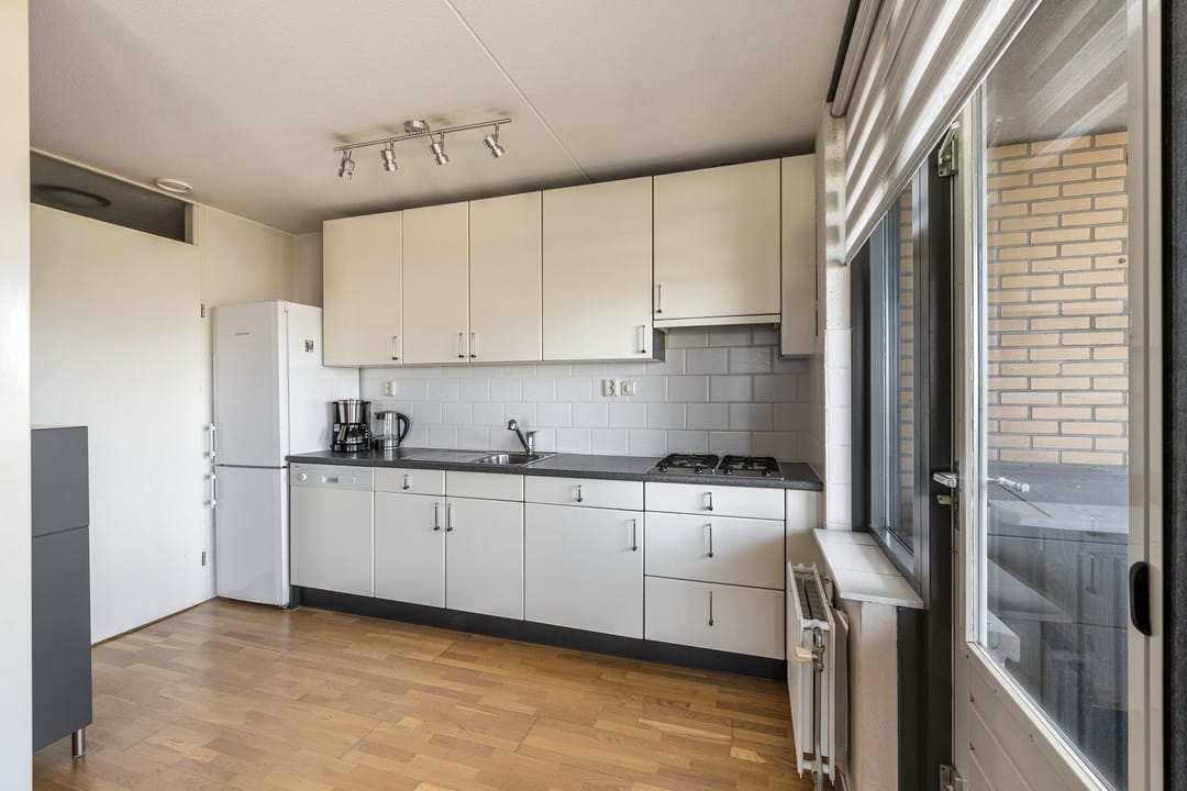 Foto 13 van Van Limburg Stirumstraat 165