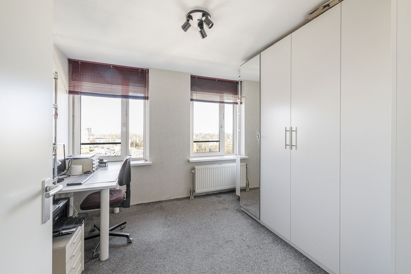 Foto 19 van Van Limburg Stirumstraat 165