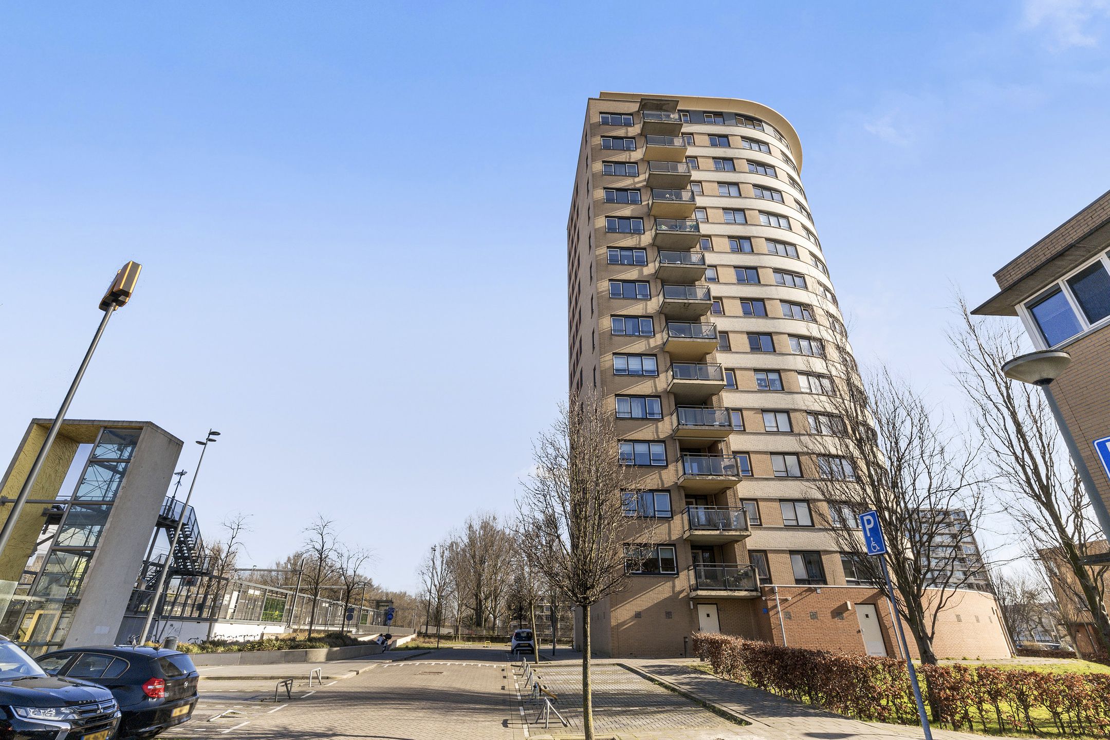 Foto 27 van Van Limburg Stirumstraat 165