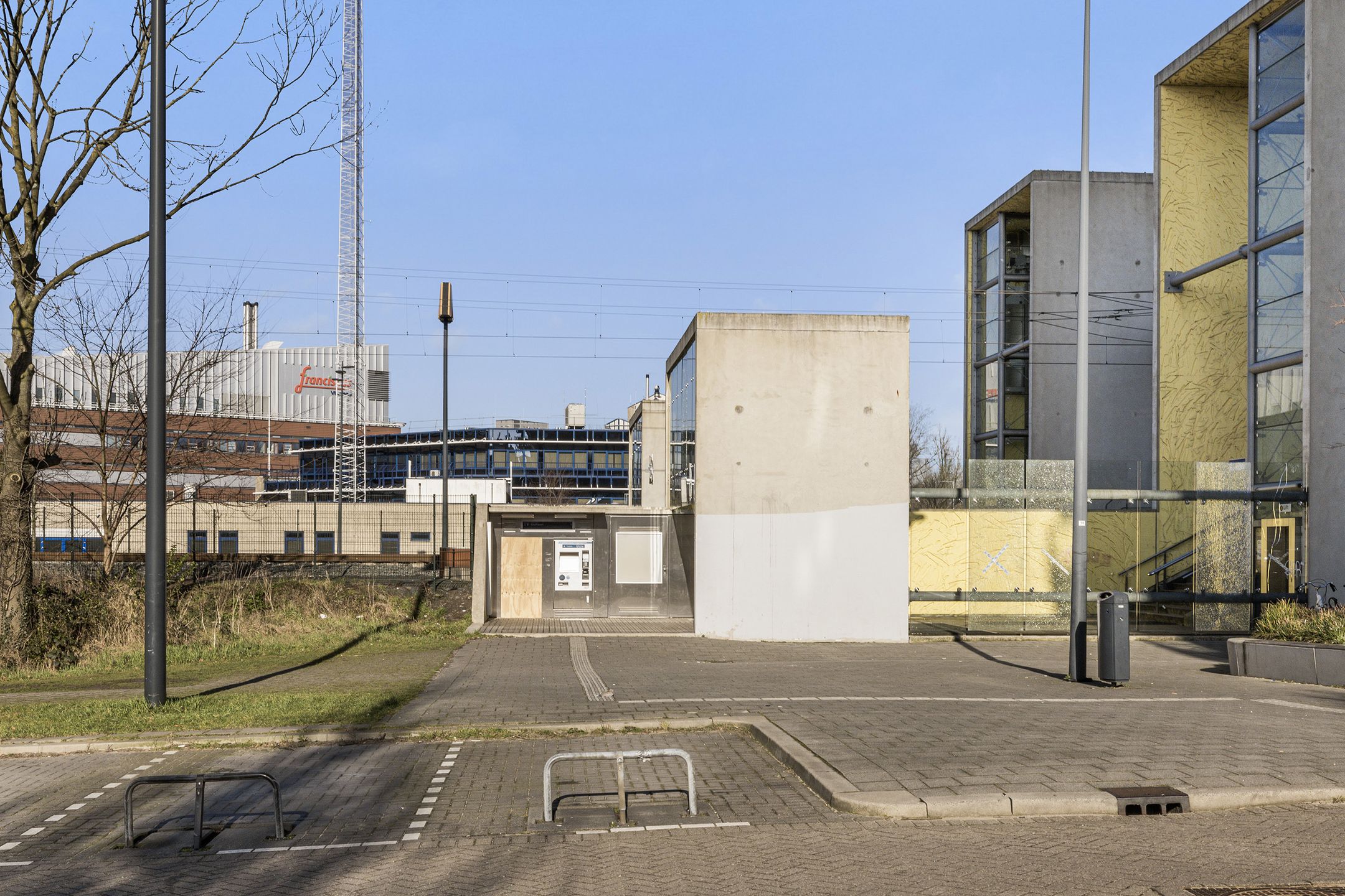 Foto 33 van Van Limburg Stirumstraat 165