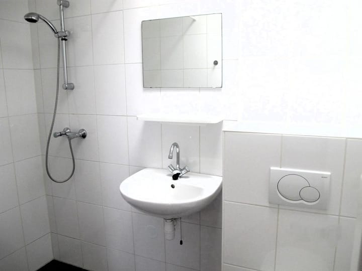 Foto 8 van Dorpsweg 1-T