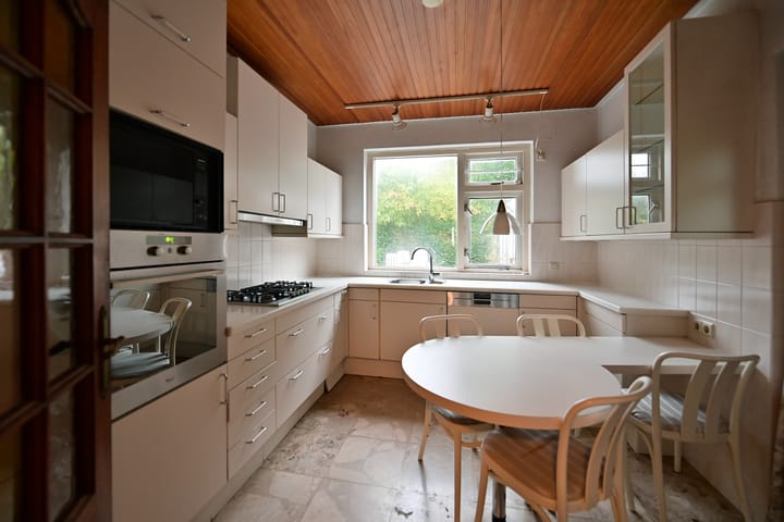 Foto 9 van Albertus Perkstraat 64-A