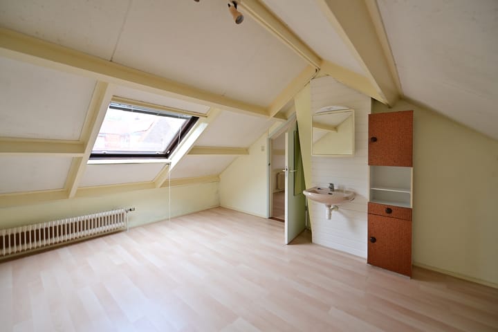 Foto 16 van Albertus Perkstraat 64-A