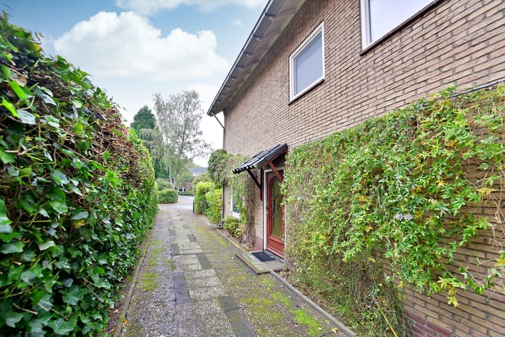 Foto 17 van Albertus Perkstraat 64-A