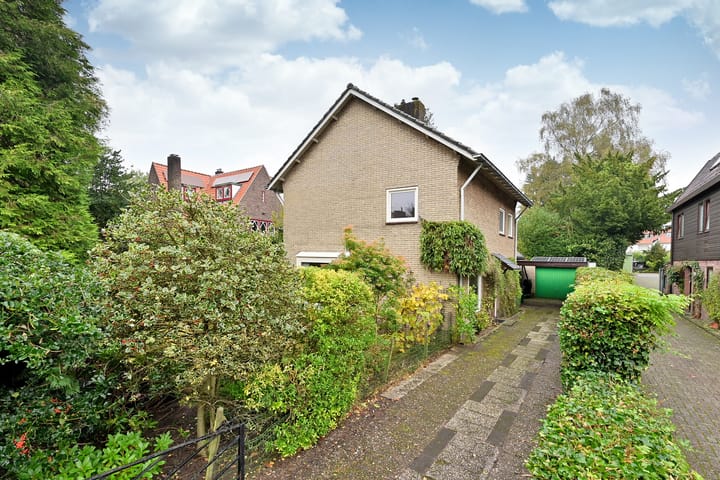 Foto 23 van Albertus Perkstraat 64-A