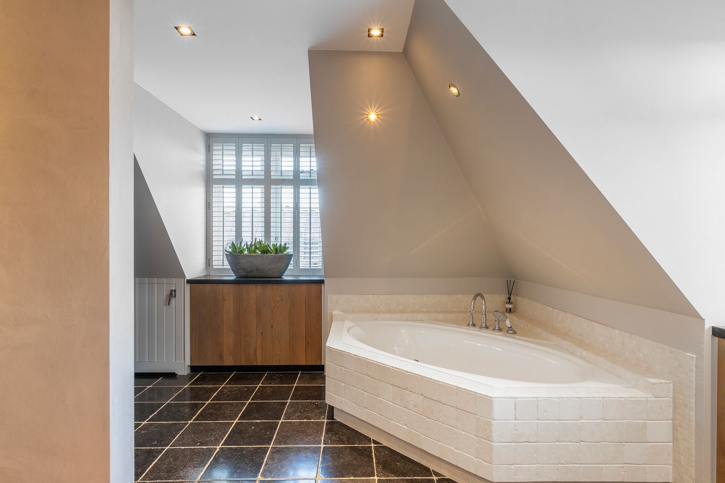 Photo 70 of Nieuweweg 37