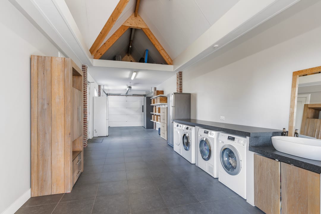 Photo 82 of Nieuweweg 37