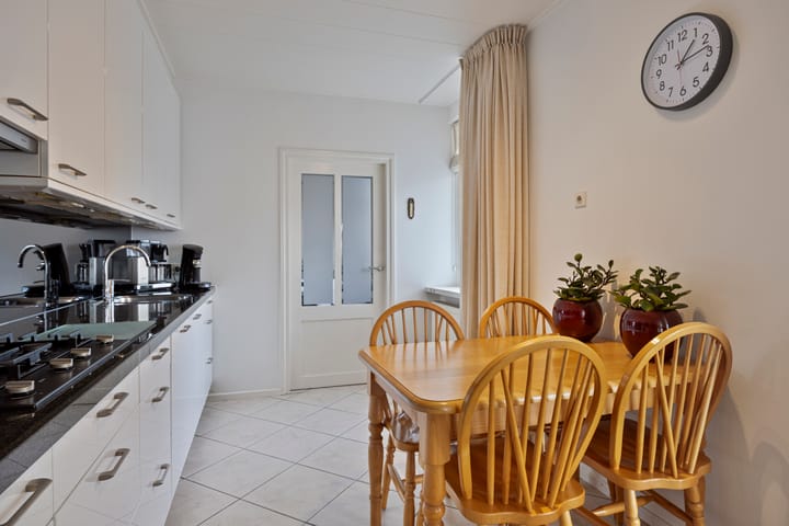 Foto 7 van Simon van den Berghstraat 35