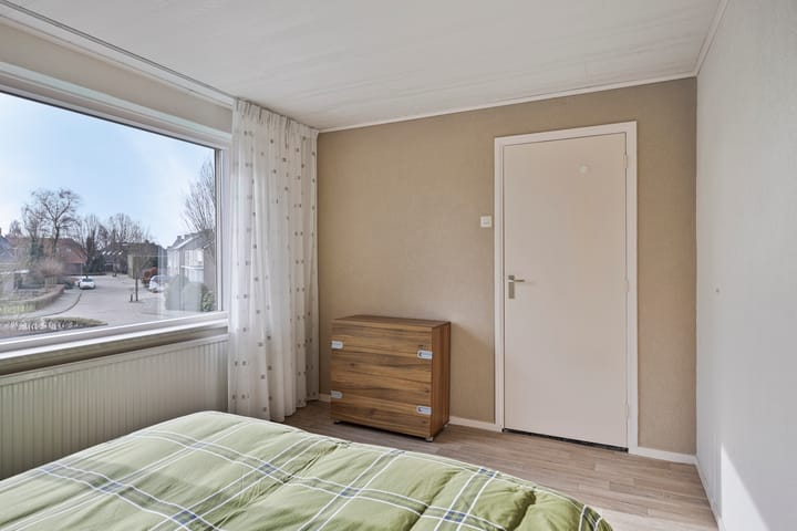 Foto 13 van Simon van den Berghstraat 35