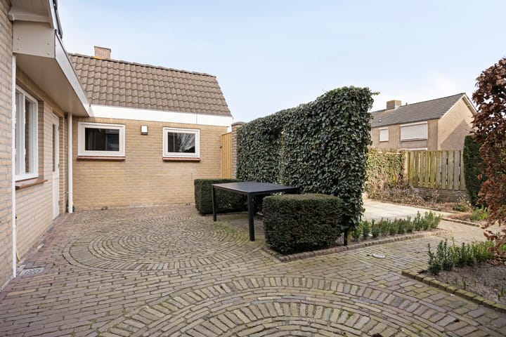 Foto 23 van Simon van den Berghstraat 35