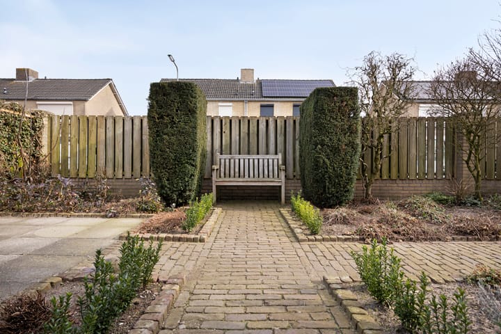 Foto 25 van Simon van den Berghstraat 35