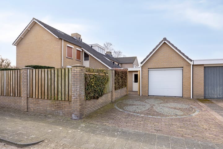 Foto 32 van Simon van den Berghstraat 35