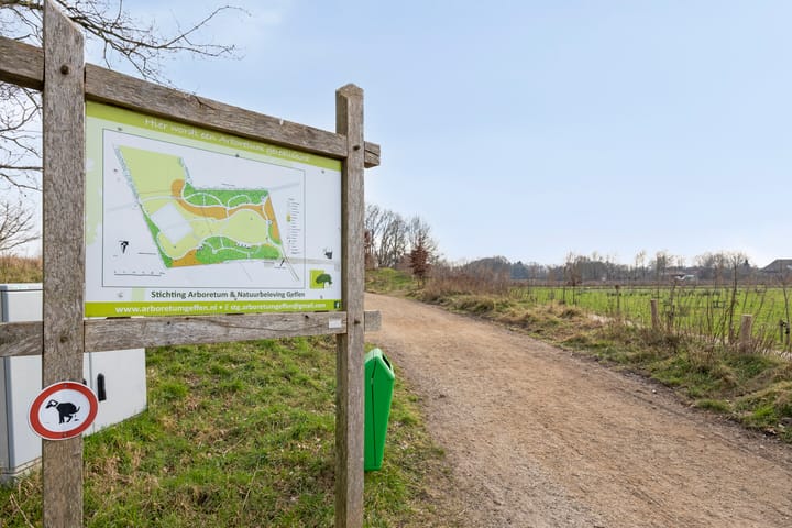 Foto 38 van Simon van den Berghstraat 35