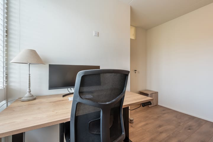 Photo 23 of Weegbree 18