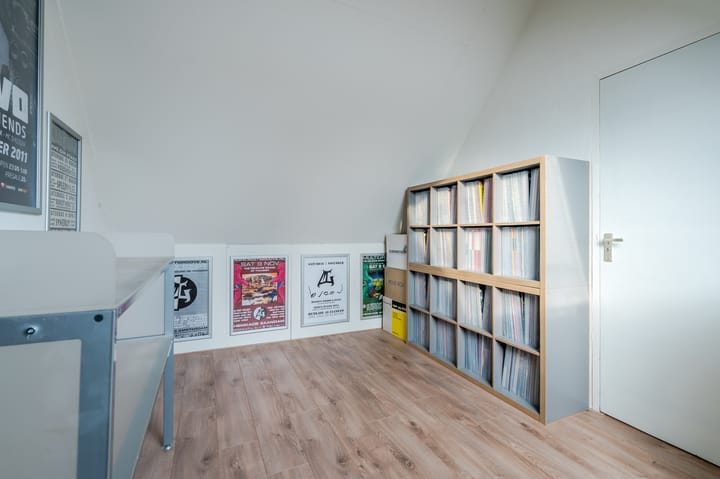 Photo 27 of Weegbree 18