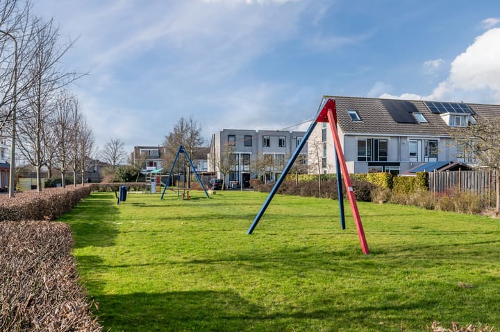 Photo 40 of Weegbree 18